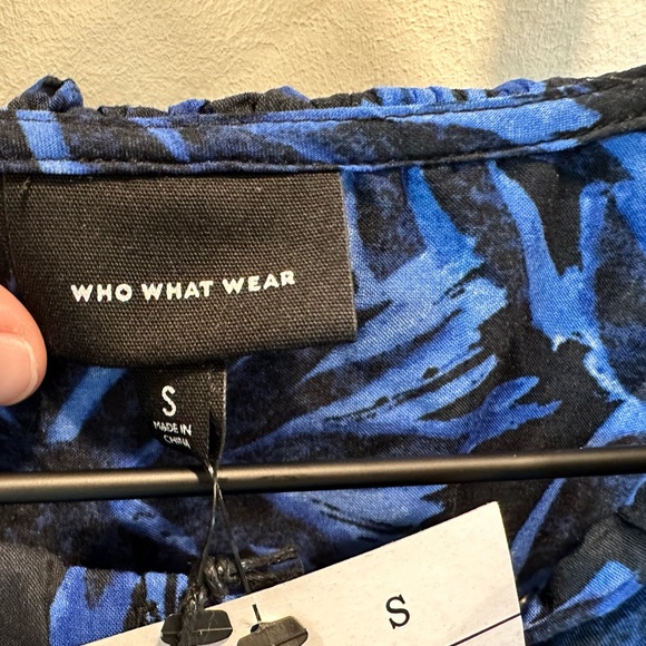 NWT ~ Who What Wear ~ MIDI Ruffled Shirt Dress ~ Floral Black & Blue ~ Small - Picture 4 of 13